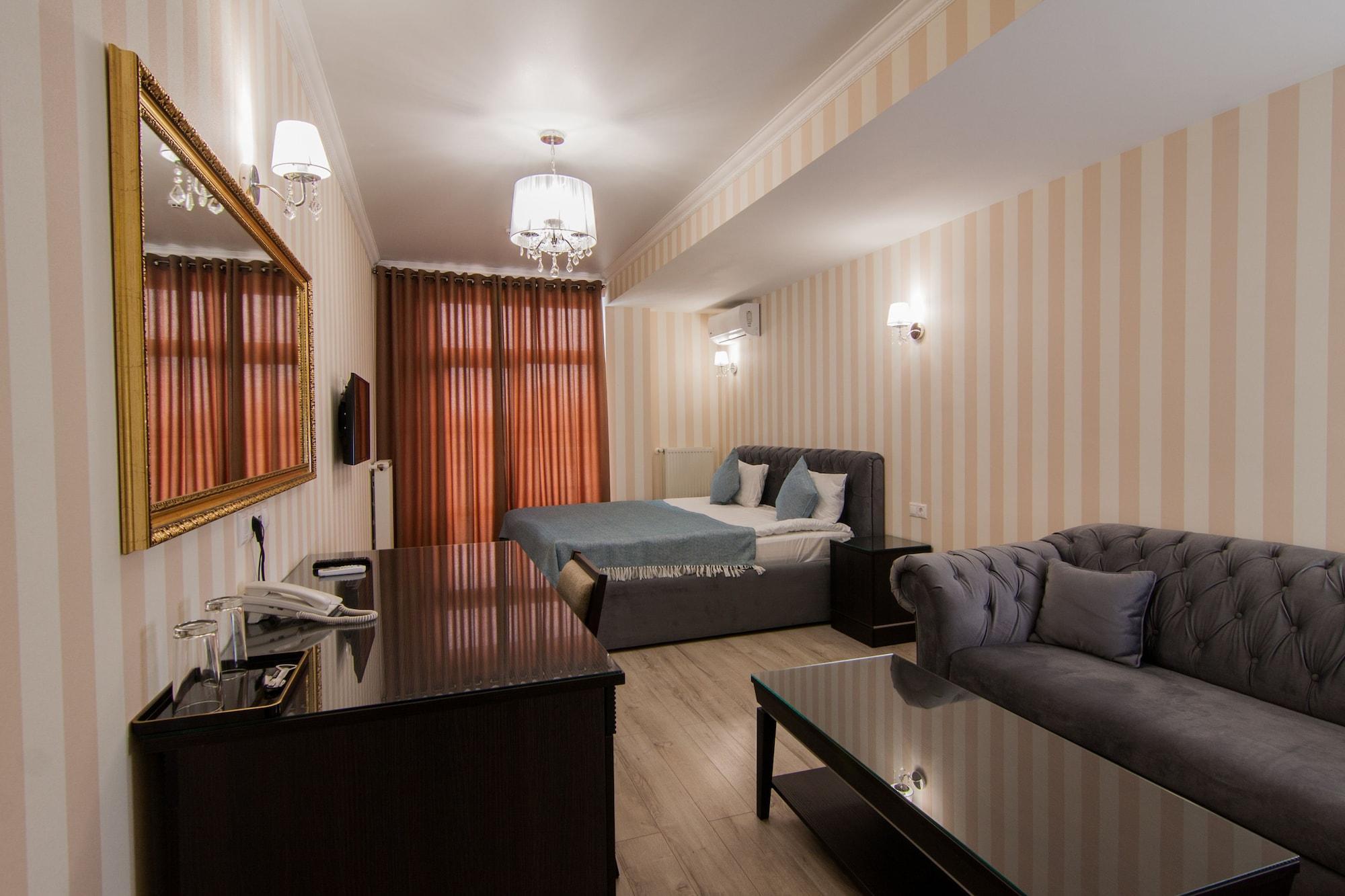 Klassik Hotel Chisinau Luaran gambar