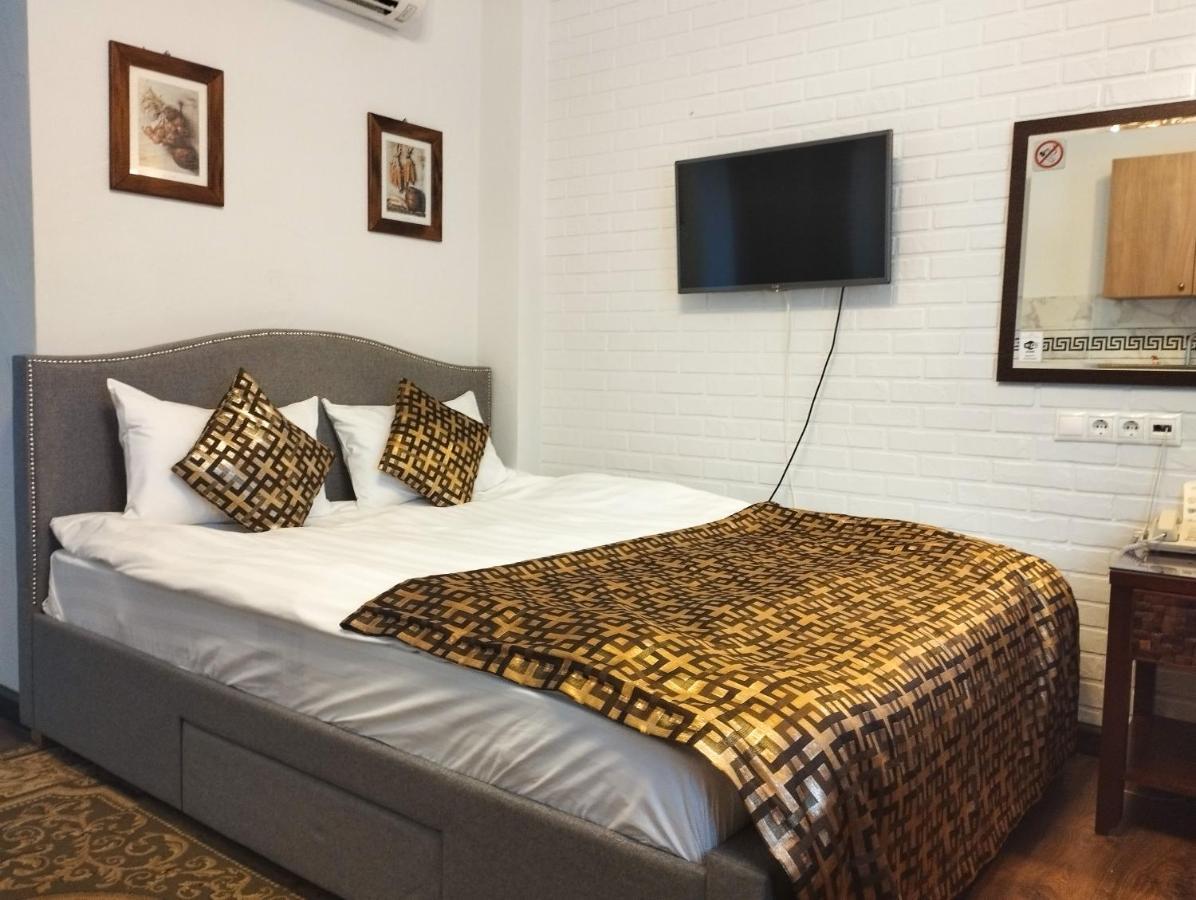 Klassik Hotel Chisinau Luaran gambar