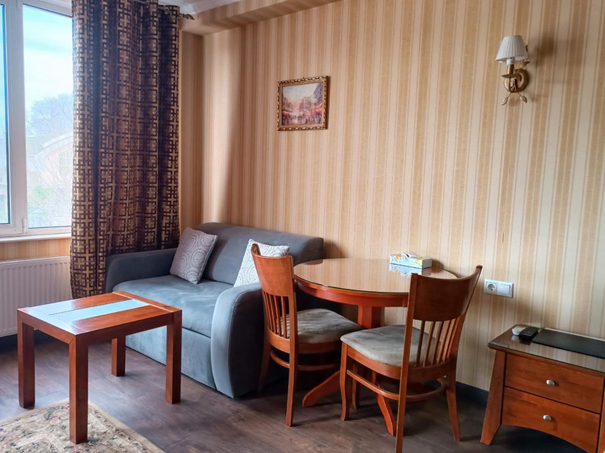 Klassik Hotel Chisinau Luaran gambar