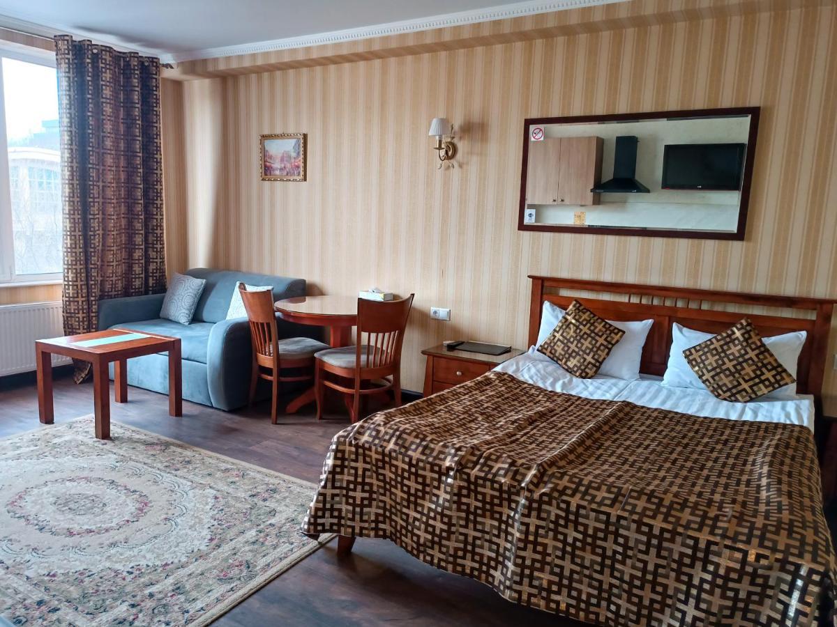 Klassik Hotel Chisinau Luaran gambar