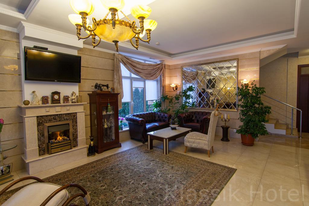 Klassik Hotel Chisinau Luaran gambar